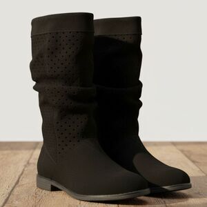 🥾 TOMS Sierra Slouch Boots Black Suede Low Heel Women’s 9